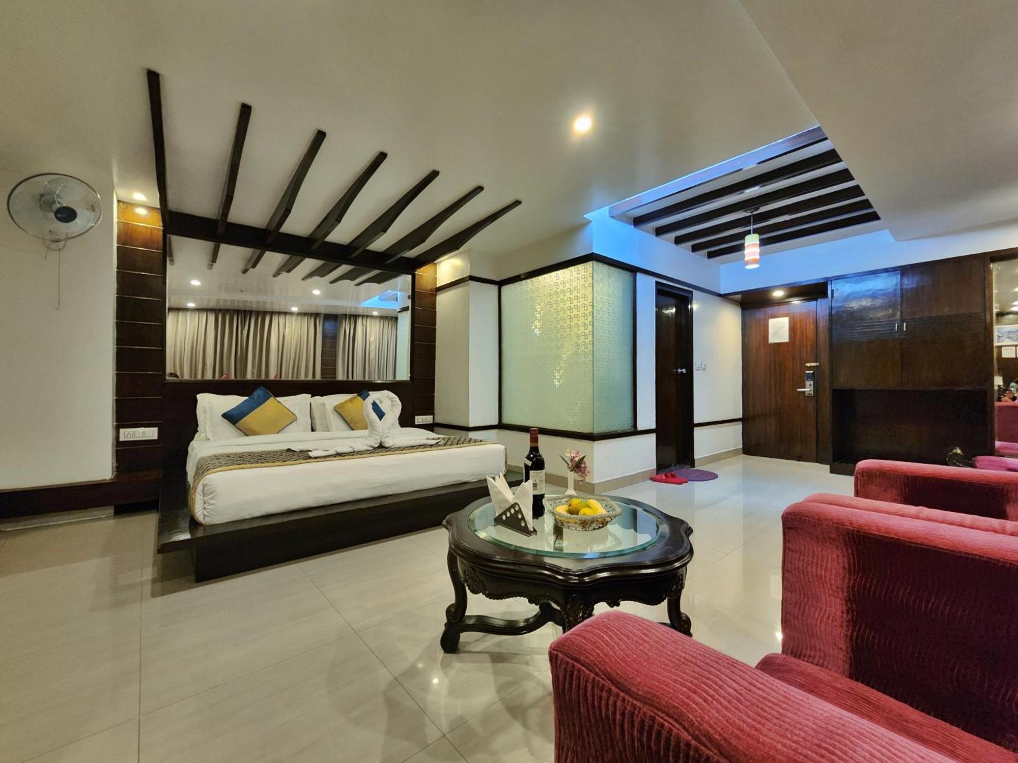Hotel Surya Shimla Bagian luar foto