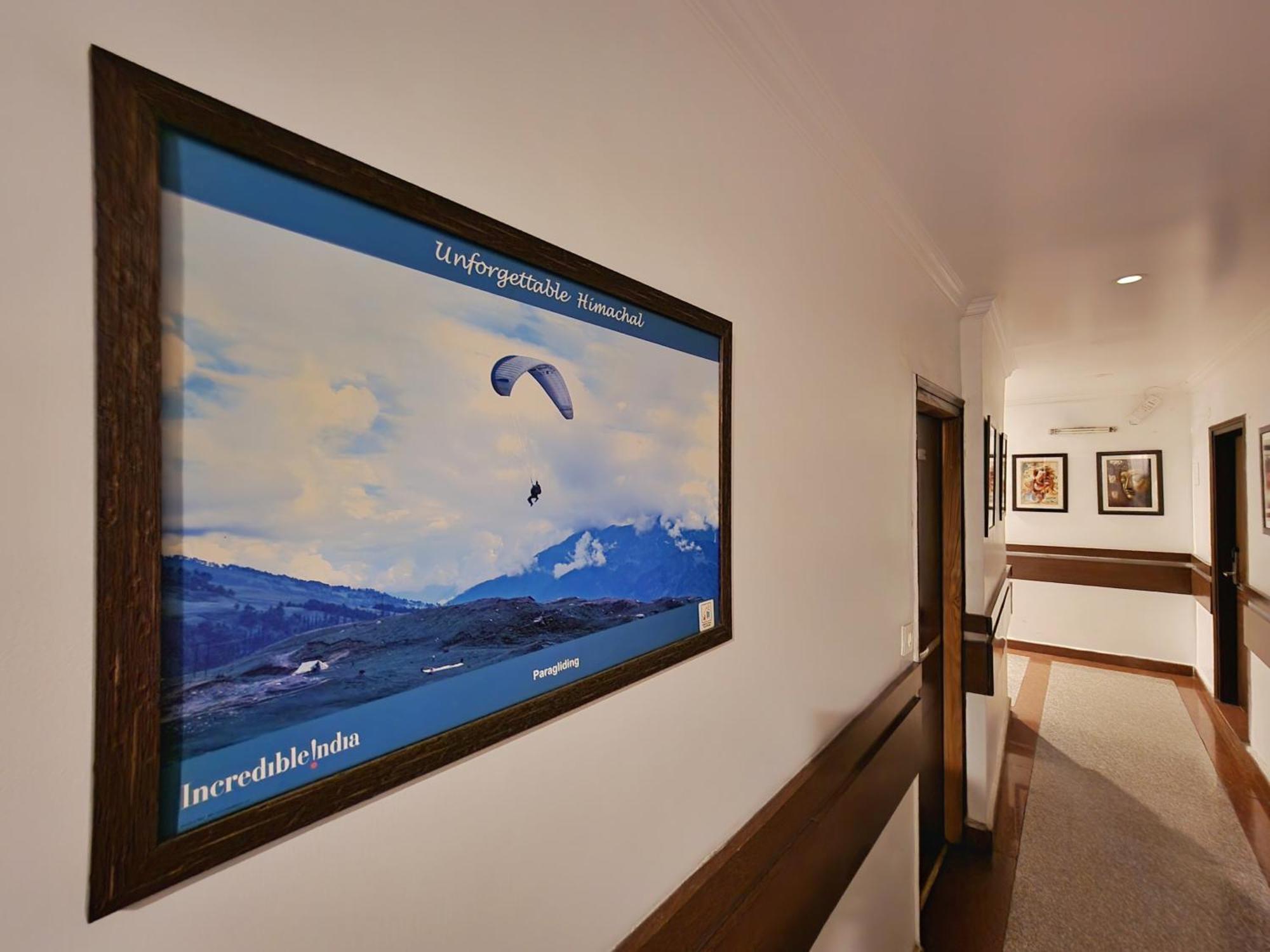 Hotel Surya Shimla Bagian luar foto