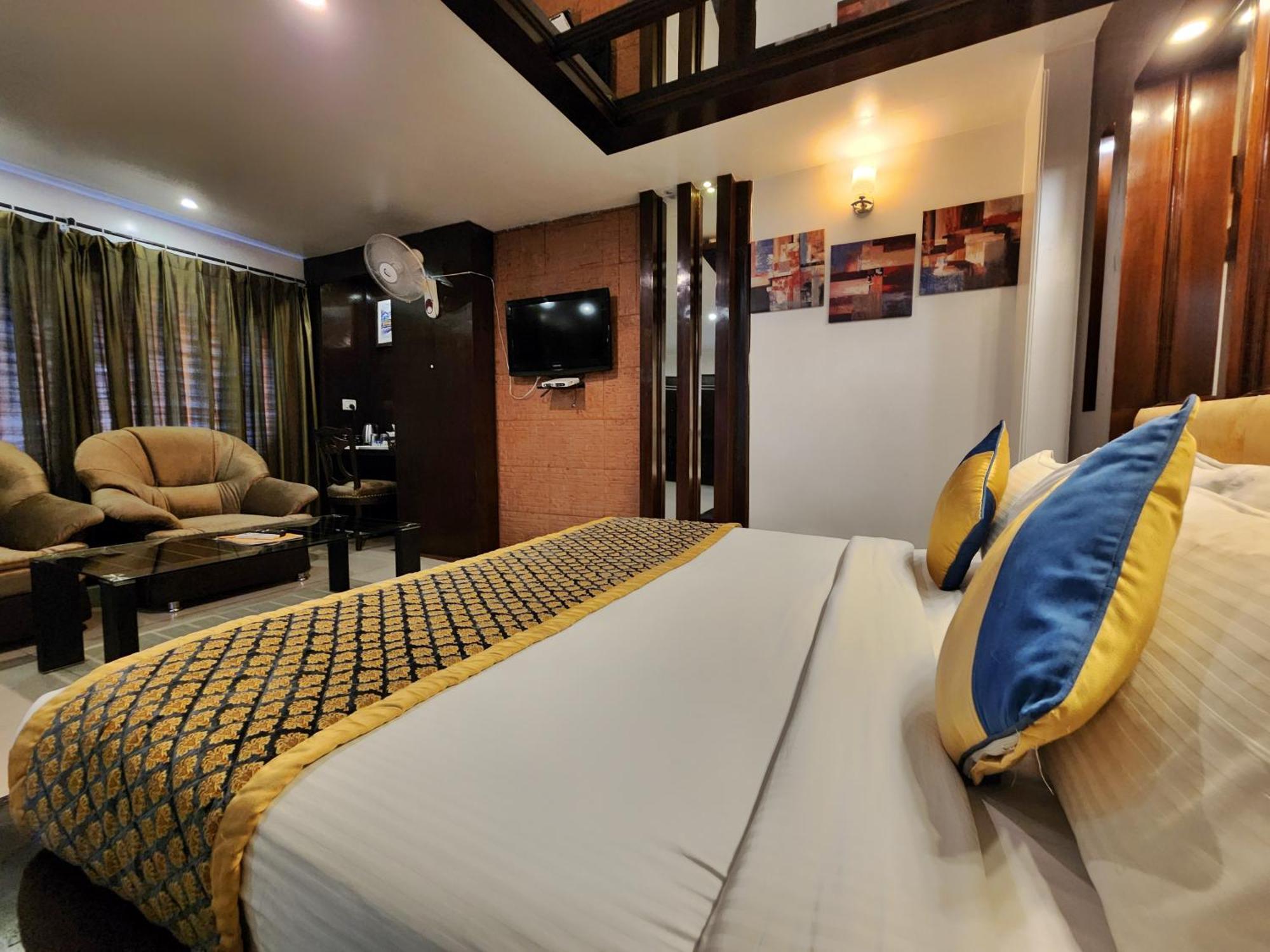 Hotel Surya Shimla Bagian luar foto