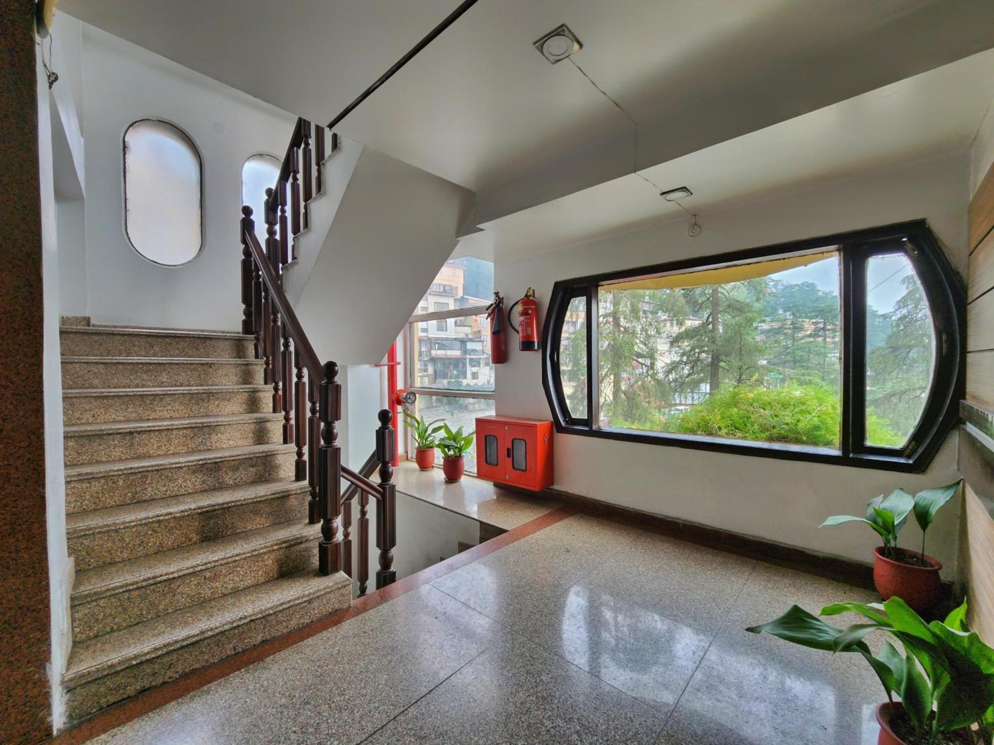 Hotel Surya Shimla Bagian luar foto