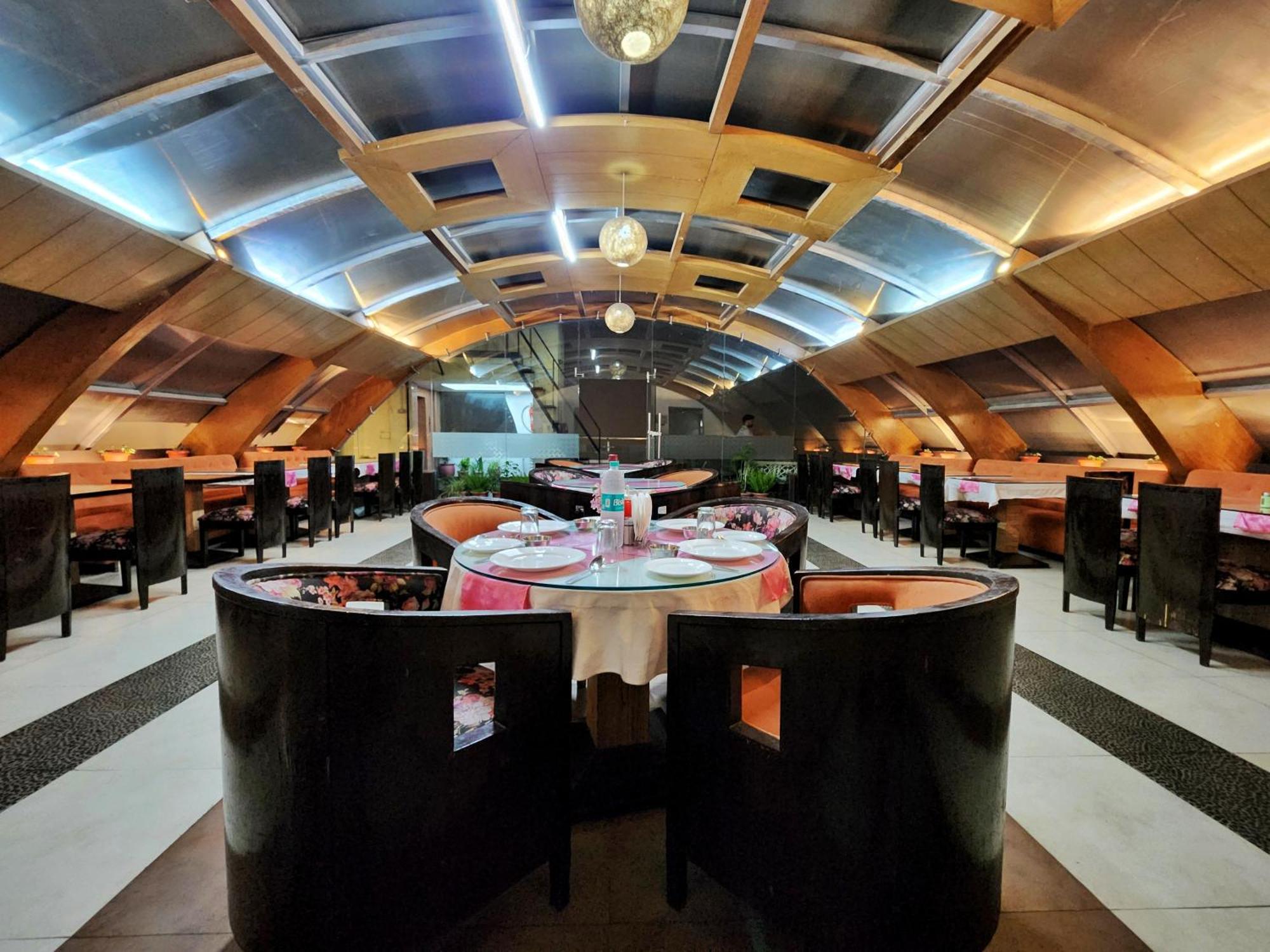 Hotel Surya Shimla Bagian luar foto