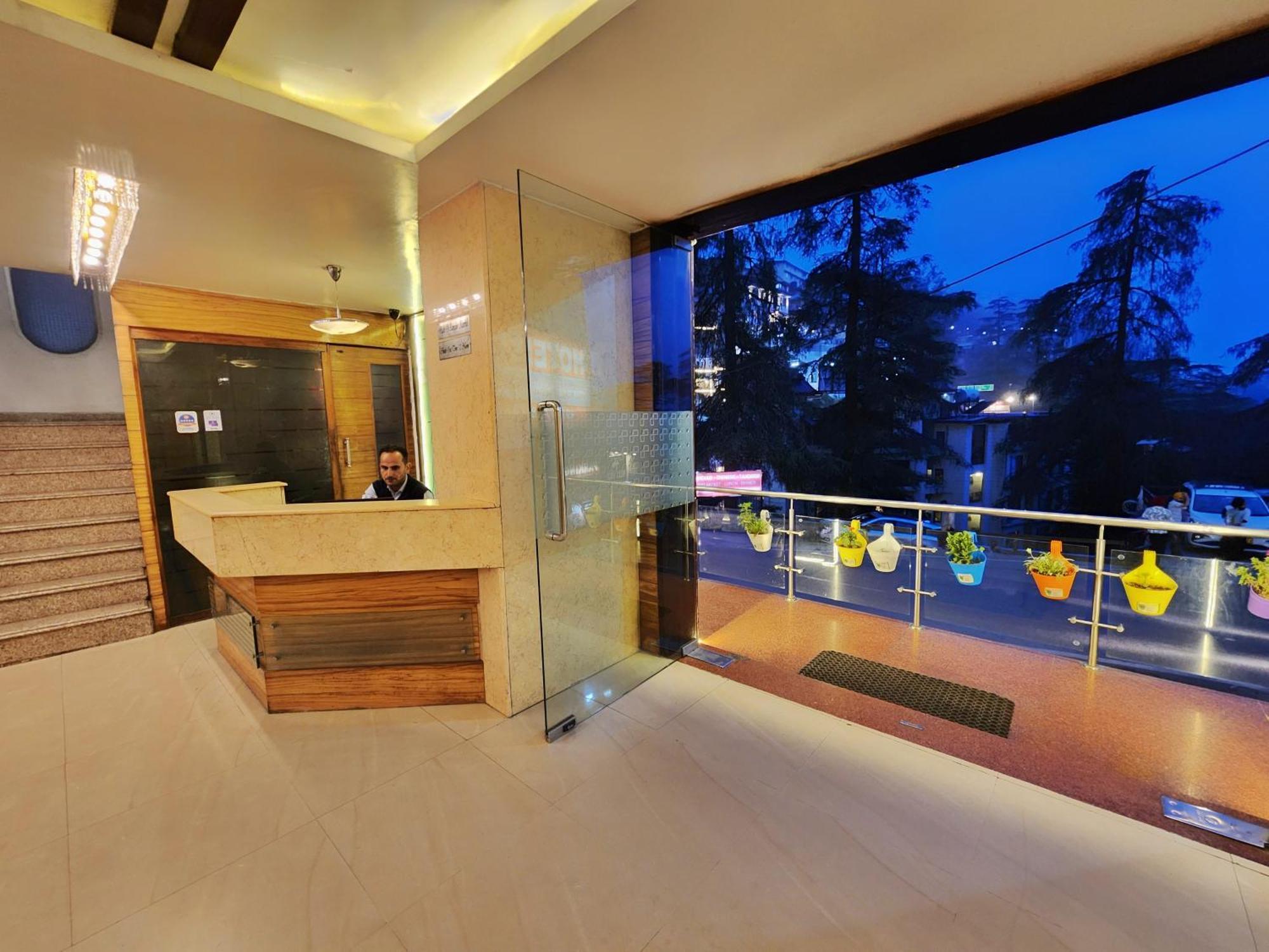 Hotel Surya Shimla Bagian luar foto