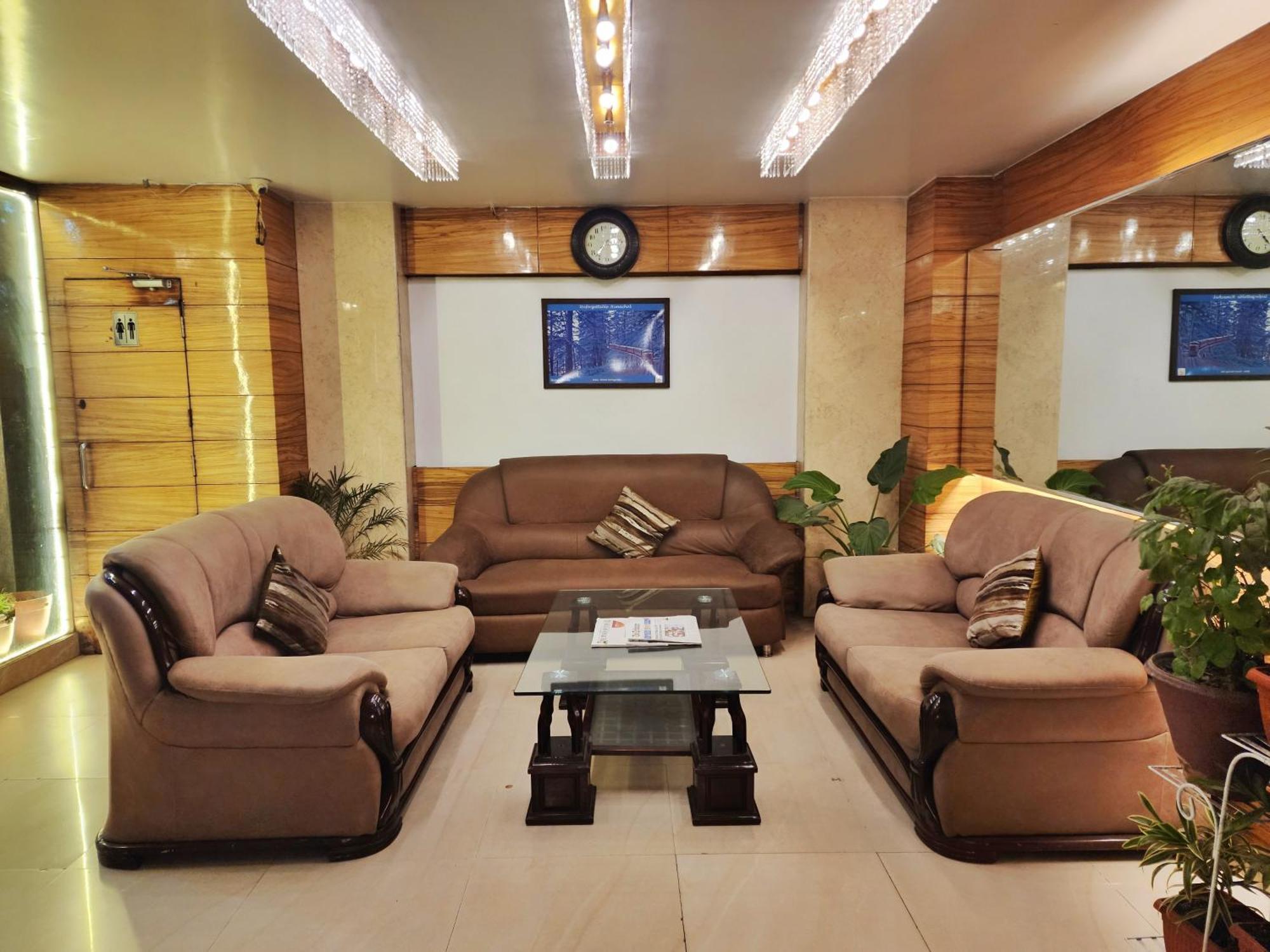 Hotel Surya Shimla Bagian luar foto